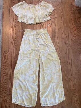Lightweight Yellow Floral Wide-Leg Pants - Smocked Waist